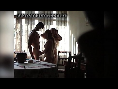 ❤️ Секс друзі запрошують гіганта і втрьох з ним Секс-відео на uk.liporno.ru