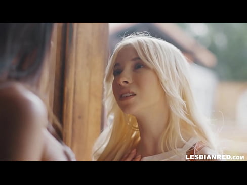 ❤️ Дівчина приходить додому через кілька місяців і в кінцевому підсумку їсть кицьку своєї мачухи Секс-відео на uk.liporno.ru