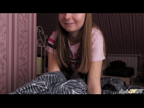 ❤️ Блонді глибоко відсмоктує свого BFF і отримує сперму в рот Секс-відео на uk.liporno.ru