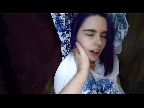 ❤️ Знайшов мою сестру в шафі і допоміг їй закінчити Секс-відео на uk.liporno.ru